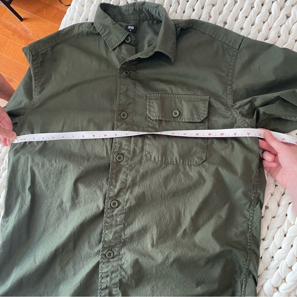 Uniqlo button down longsleeve shirt - Picture 7 of 7